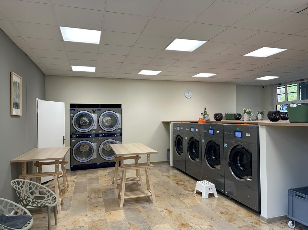 Ghidul suprem pentru soluțiile de spălătorie industrială: echipamente, procese și eficiență